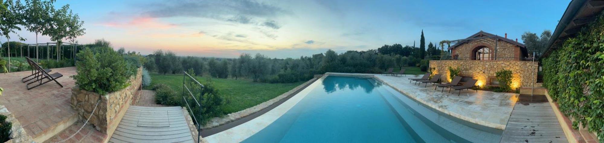 Podere Le Mezzelune Farm stay Bibbona